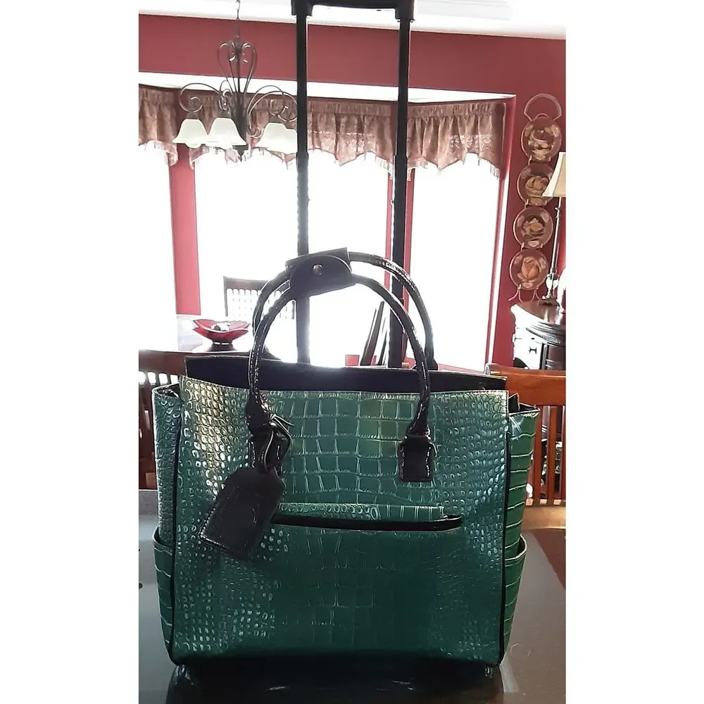 Cabrelli & Co. Faux Green Alligator Laptop Travel Rollerbag--Excellent Condition